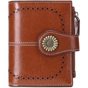 Small Womens Wallet Leather Bifold Card Holder RFID Blocking with Zipper Pocket